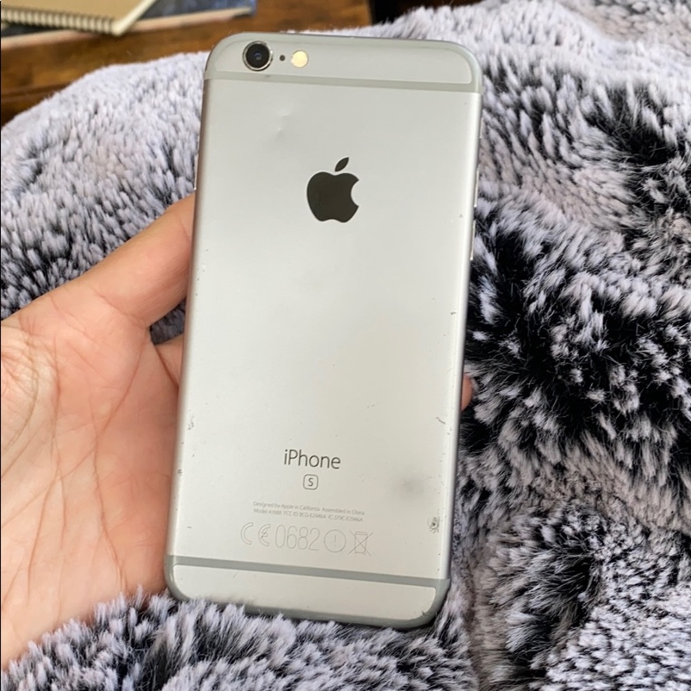 Apple iPhone 6s